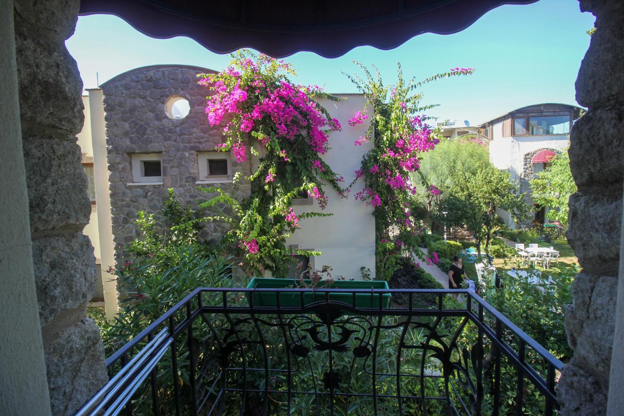Bella Garden Hotel Bodrum Exterior foto