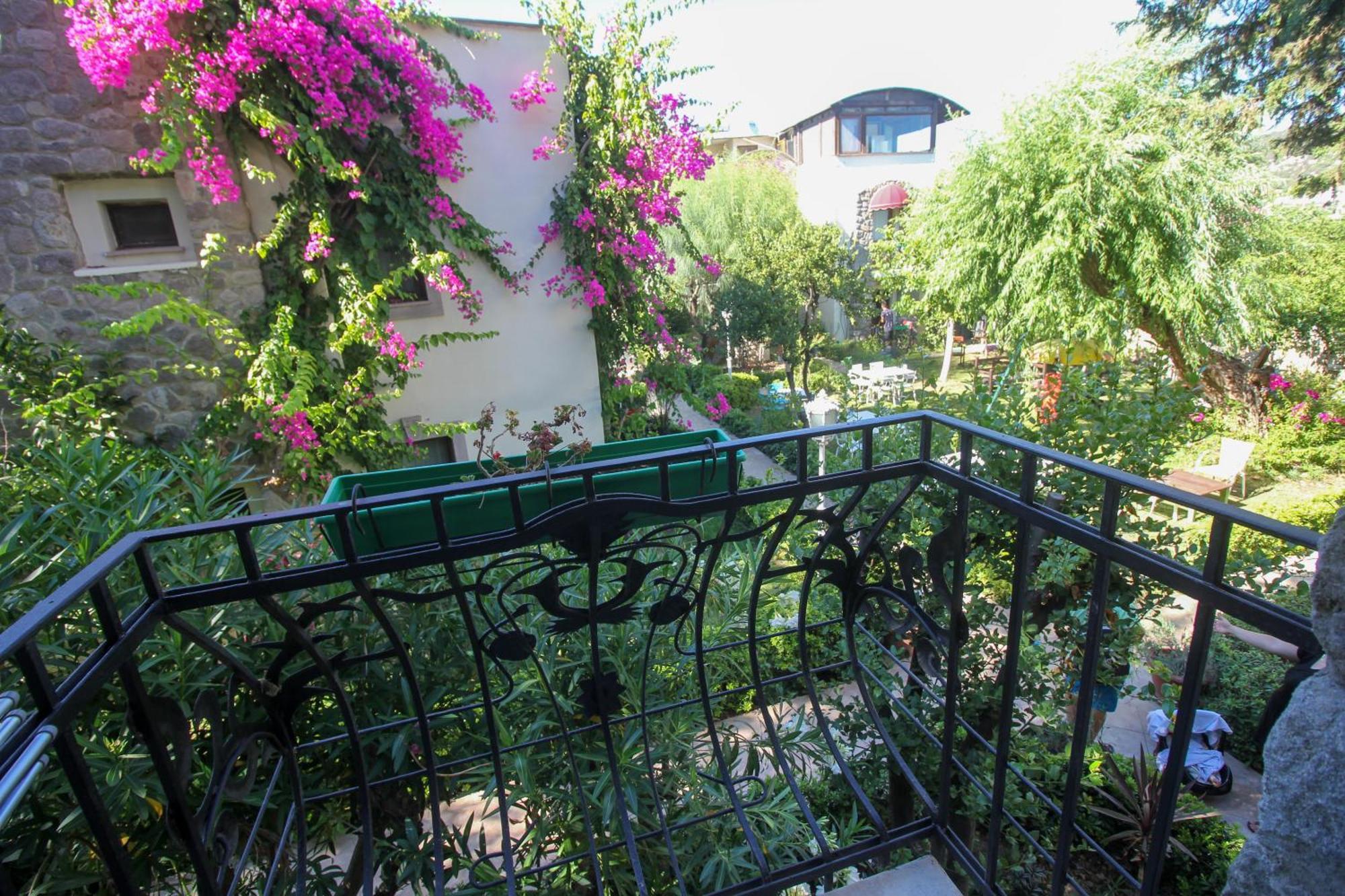 Bella Garden Hotel Bodrum Exterior foto